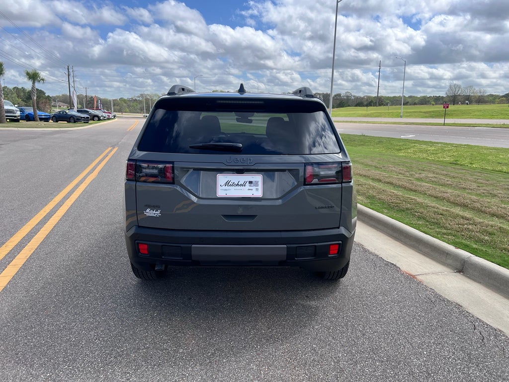 2026 Jeep Cherokee CHEROKEE LAREDO 4X4