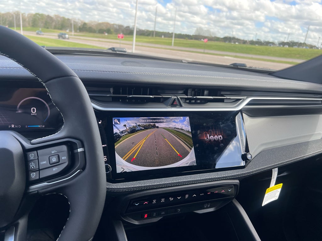 2026 Jeep Cherokee CHEROKEE LAREDO 4X4