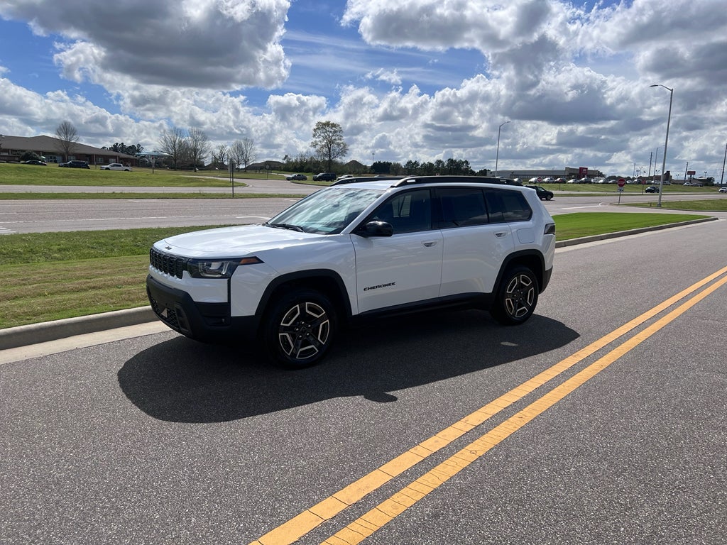 2026 Jeep Cherokee CHEROKEE LAREDO 4X4