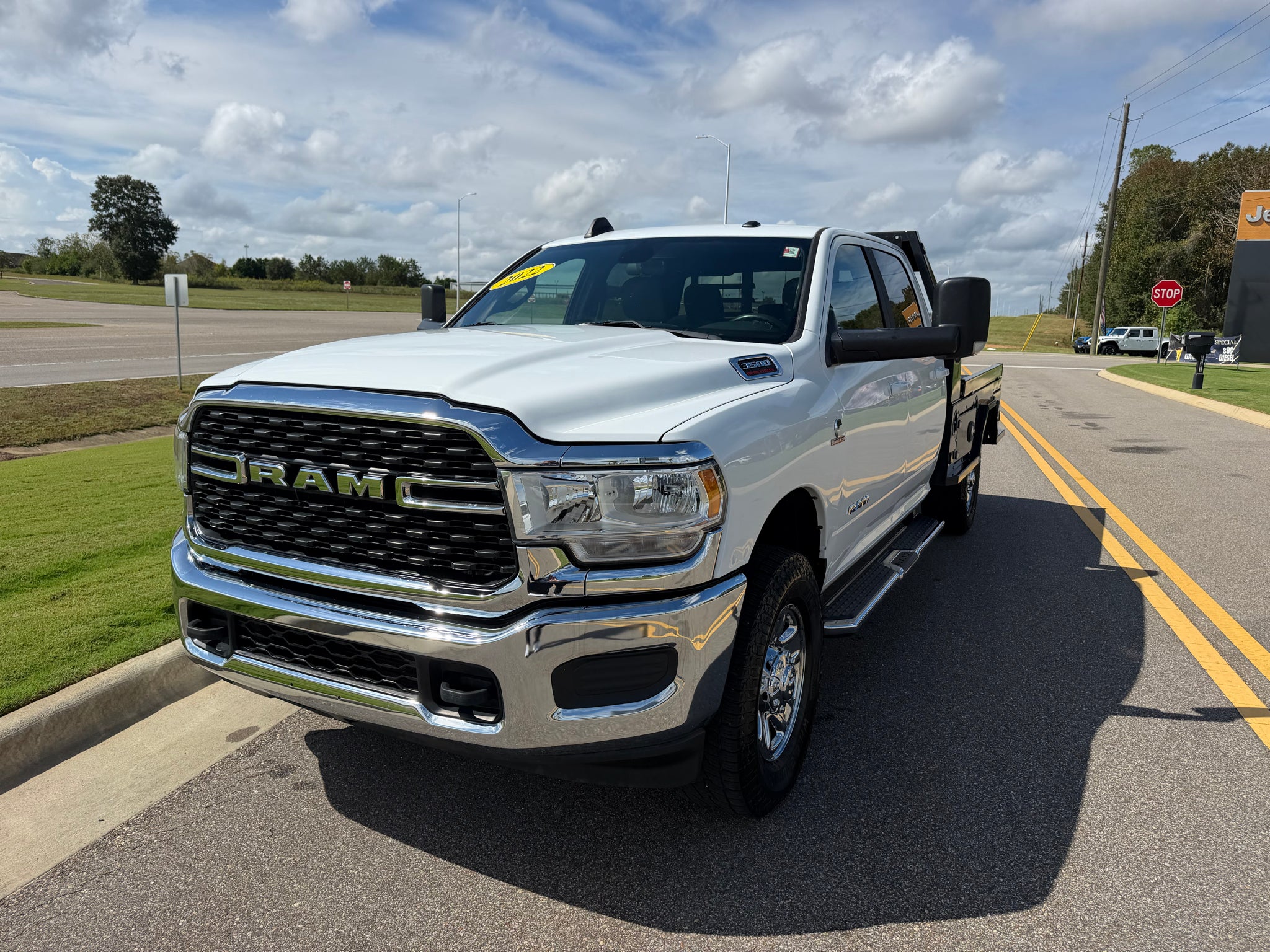 2022 RAM 3500 Big Horn Crew Cab 4x4 8' Box