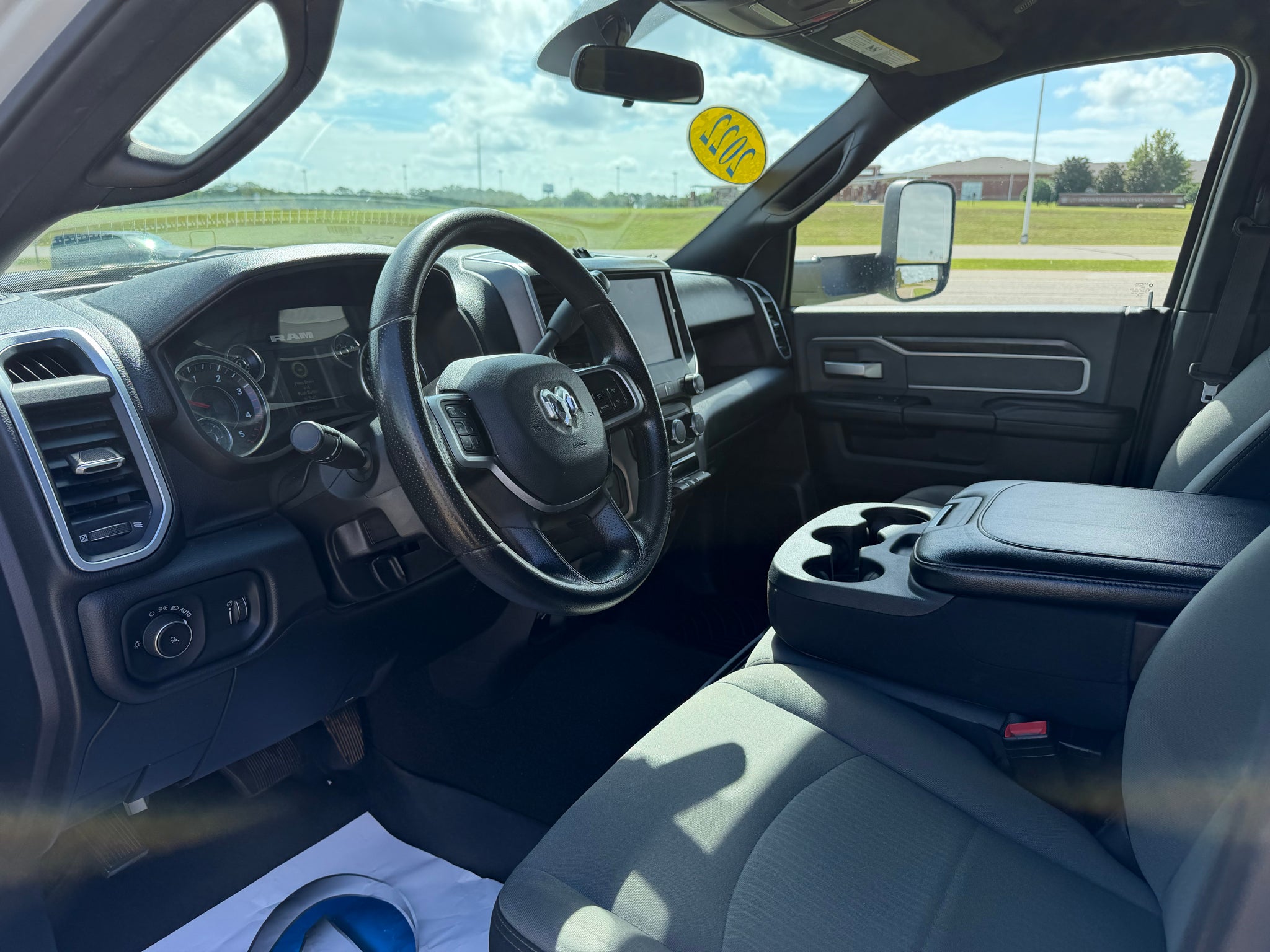 2022 RAM 3500 Big Horn Crew Cab 4x4 8' Box