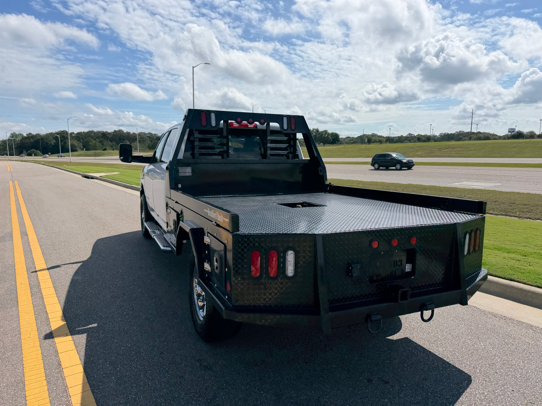 2022 RAM 3500 Big Horn Crew Cab 4x4 8' Box