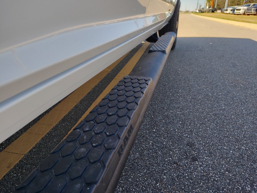 2026 RAM 2500 RAM 2500 BLACK EXPRESS CREW CAB 4X2 8' BOX