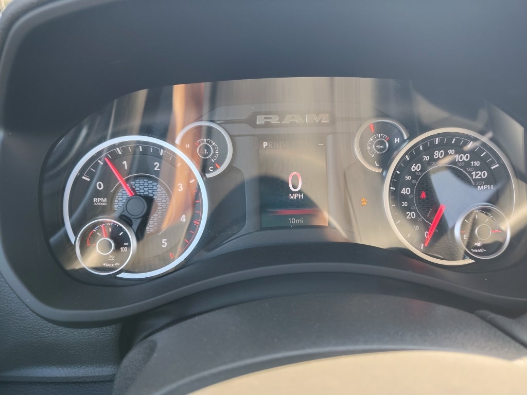 2026 RAM 2500 RAM 2500 TRADESMAN CREW CAB 4X4 6'4' BOX