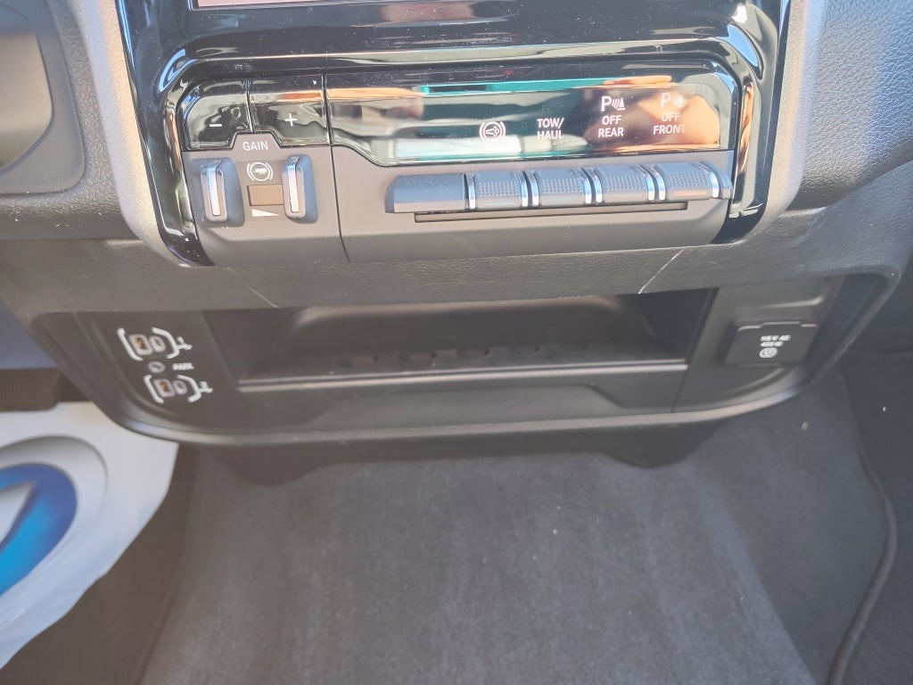 2026 RAM 2500 RAM 2500 TRADESMAN CREW CAB 4X4 6'4' BOX