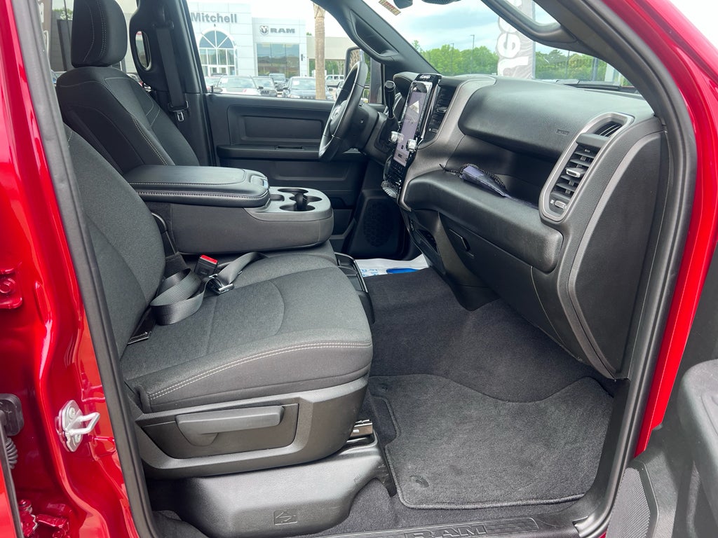 2025 RAM 2500 Tradesman Crew Cab 4x4 6'4' Box