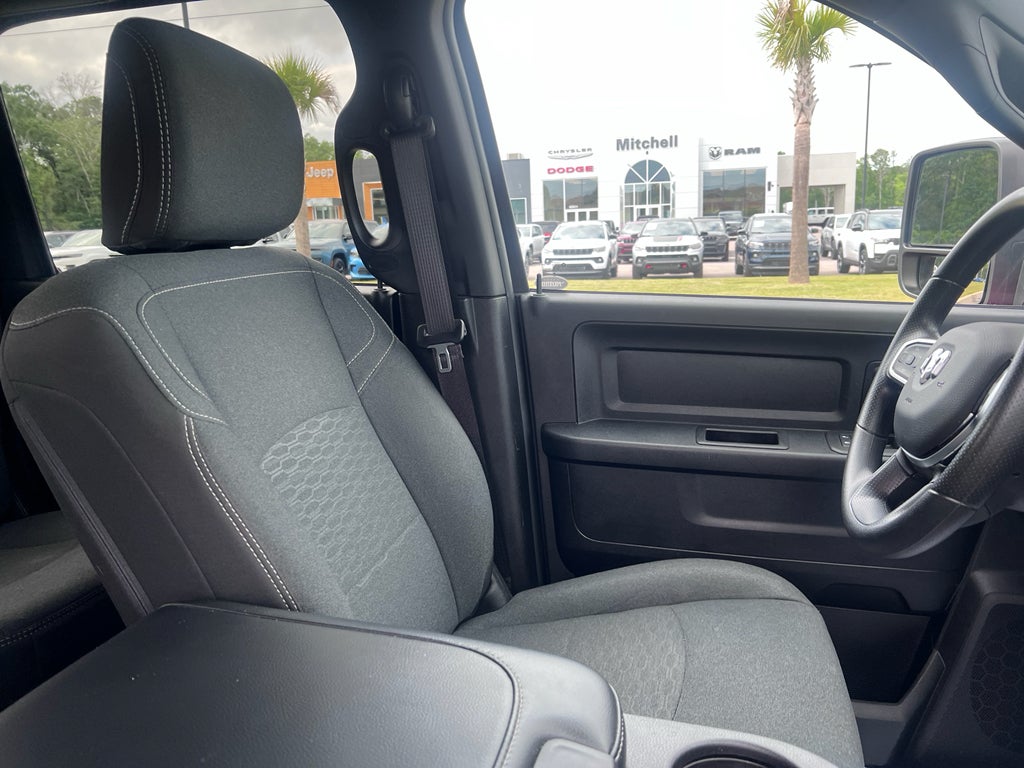 2025 RAM 2500 Tradesman Crew Cab 4x4 6'4' Box