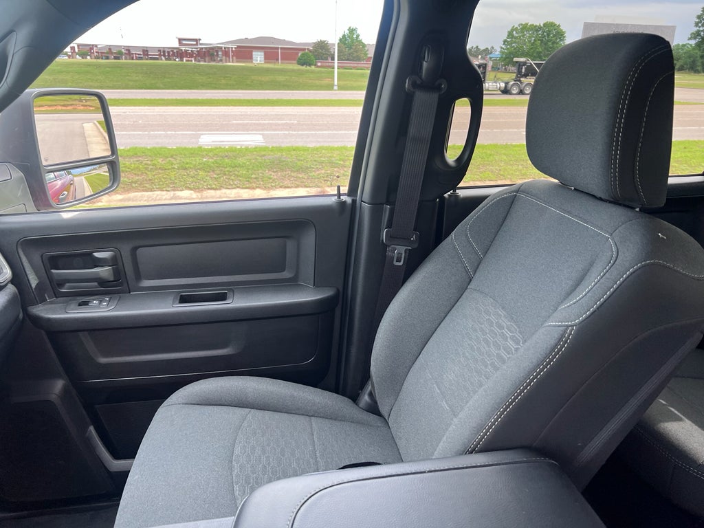 2025 RAM 2500 Tradesman Crew Cab 4x4 6'4' Box