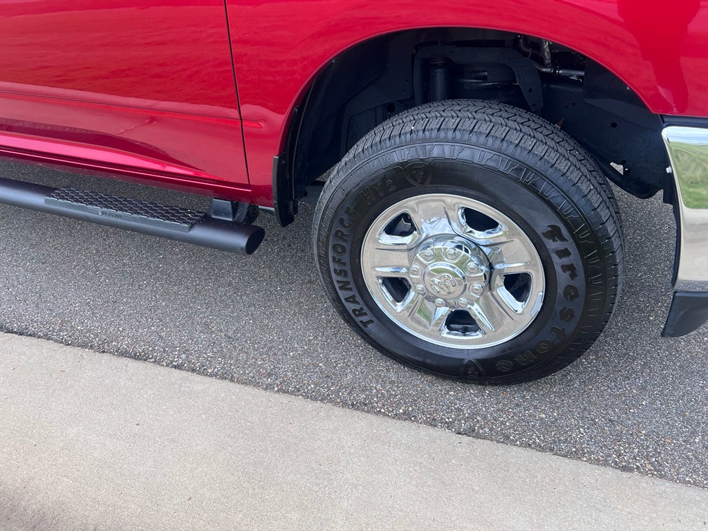 2025 RAM 2500 Tradesman Crew Cab 4x4 6'4' Box