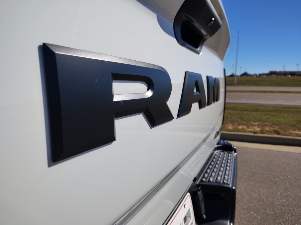 2026 RAM 2500 RAM 2500 TRADESMAN CREW CAB 4X4 6'4' BOX