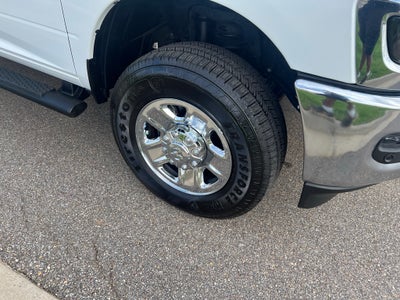 2025 RAM 2500 Tradesman Crew Cab 4x4 6'4' Box