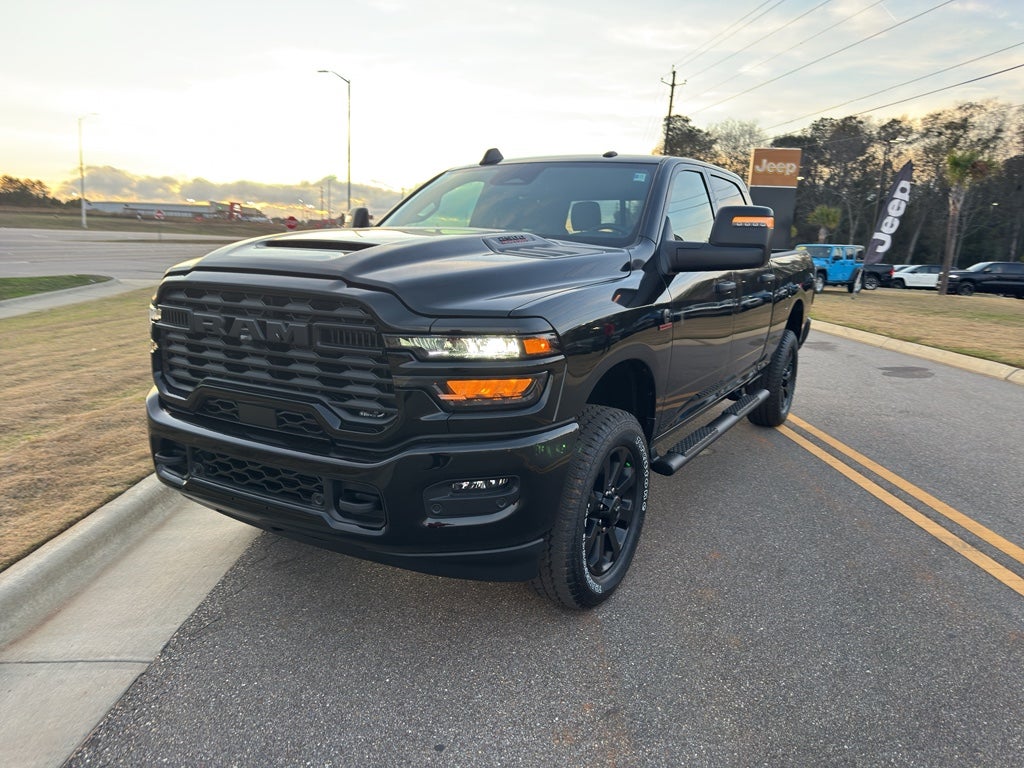 2026 RAM 2500 RAM 2500 BLACK EXPRESS CREW CAB 4X4 6'4' BOX