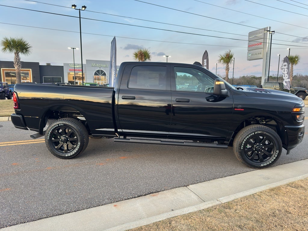 2026 RAM 2500 RAM 2500 BLACK EXPRESS CREW CAB 4X4 6'4' BOX