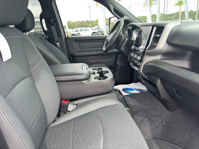 2026 RAM 2500 RAM 2500 BLACK EXPRESS CREW CAB 4X4 6'4' BOX