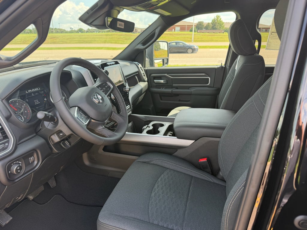 2026 RAM 2500 Big Horn Crew Cab 4x4 6'4' Box
