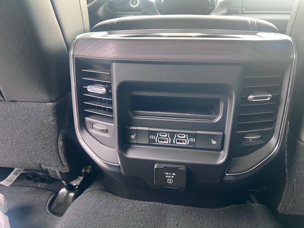 2026 RAM 2500 RAM 2500 LARAMIE CREW CAB 4X4 6'4' BOX