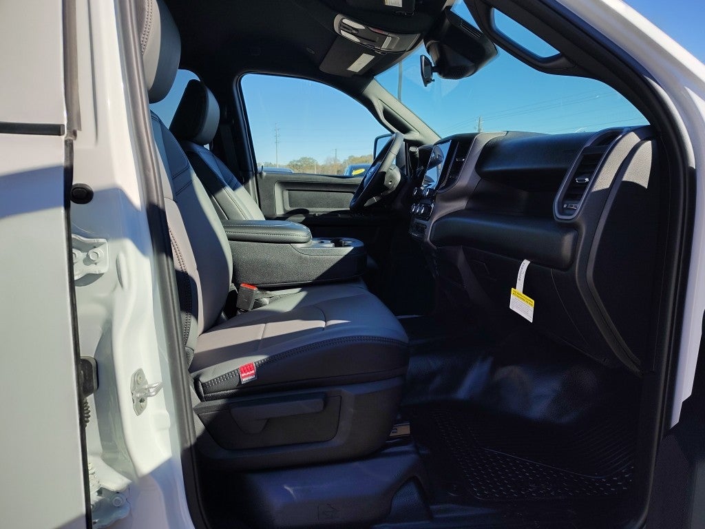 2026 RAM 2500 RAM 2500 TRADESMAN CREW CAB 4X4 8' BOX