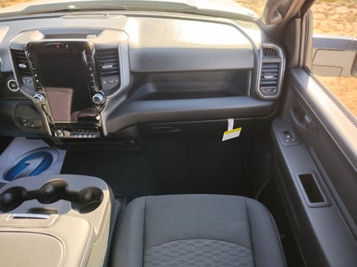 2026 RAM 2500 RAM 2500 TRADESMAN CREW CAB 4X4 8' BOX