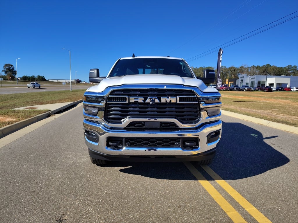 2026 RAM 2500 RAM 2500 TRADESMAN CREW CAB 4X4 8' BOX