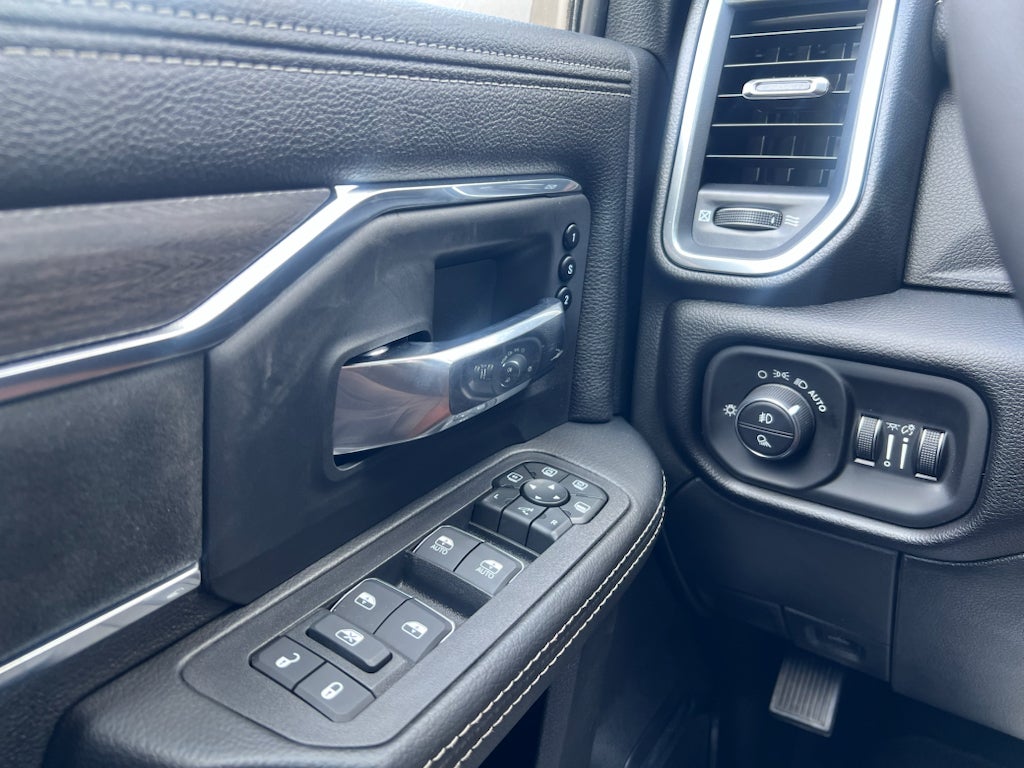 2026 RAM 2500 RAM 2500 LARAMIE MEGA CAB 4X4 6'4' BOX