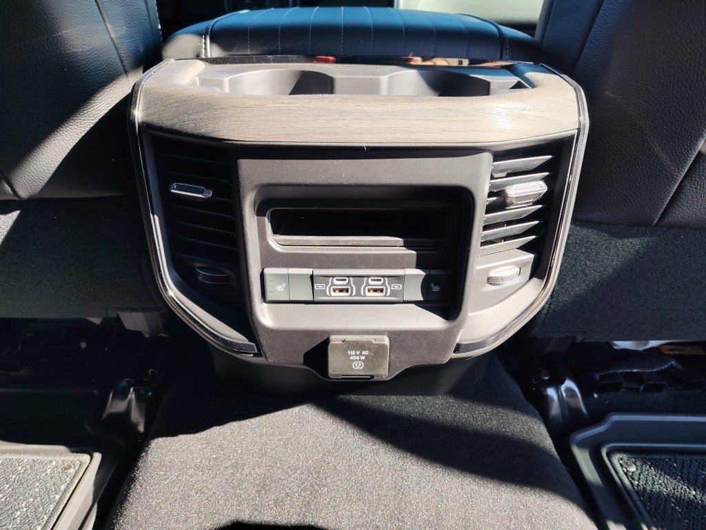 2026 RAM 2500 RAM 2500 LIMITED MEGA CAB 4X4 6'4' BOX