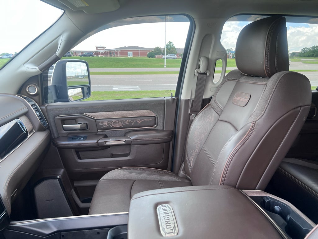 2025 RAM 2500 Limited Longhorn Mega Cab 4x4 8' Box