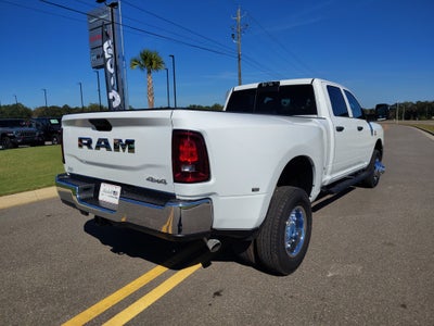2026 RAM 3500 RAM 3500 TRADESMAN CREW CAB 4X4 8' BOX