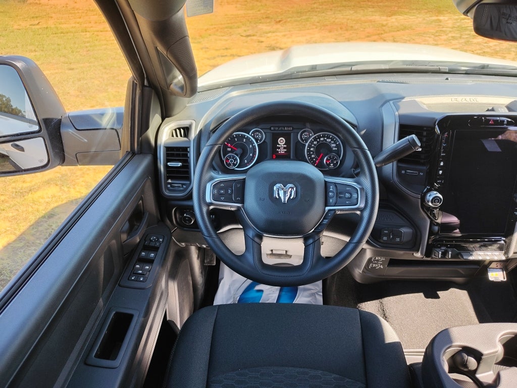 2026 RAM 3500 RAM 3500 TRADESMAN CREW CAB 4X4 8' BOX