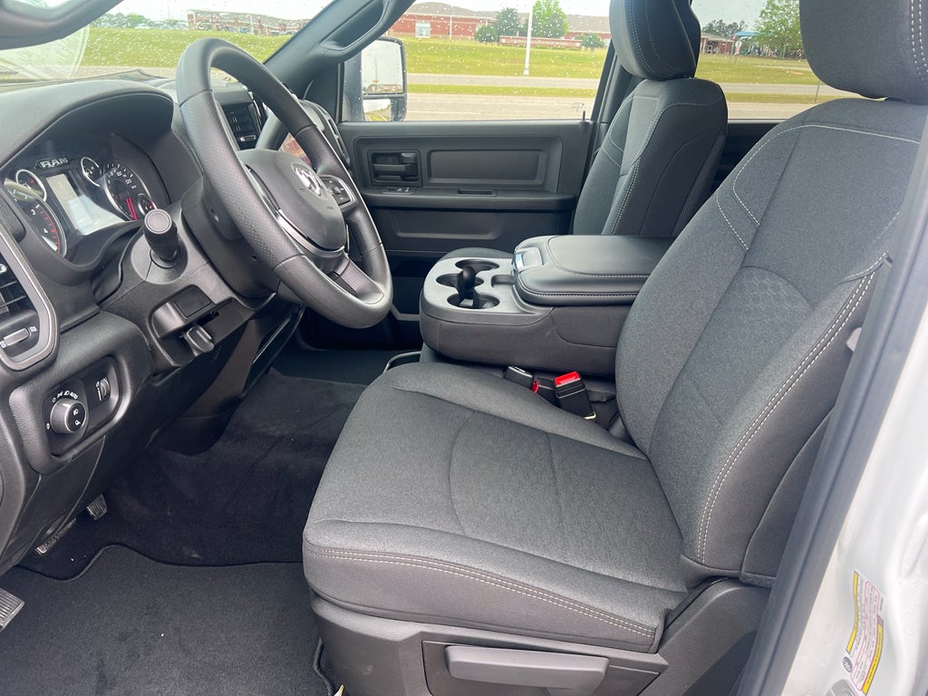 2026 RAM 3500 RAM 3500 TRADESMAN CREW CAB 4X4 8' BOX
