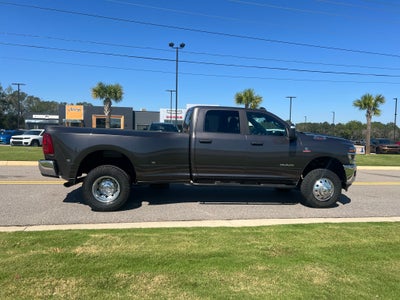 2025 RAM 3500 Big Horn Crew Cab 4x4 8' Box