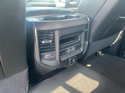 2026 RAM 3500 RAM 3500 LARAMIE CREW CAB 4X4 8' BOX