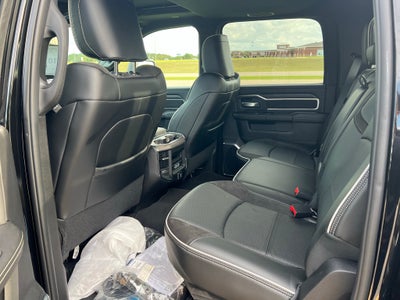 2026 RAM 3500 RAM 3500 LARAMIE CREW CAB 4X4 8' BOX