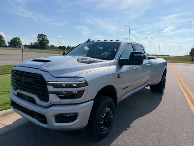 2026 RAM 3500 RAM 3500 LARAMIE CREW CAB 4X4 8' BOX
