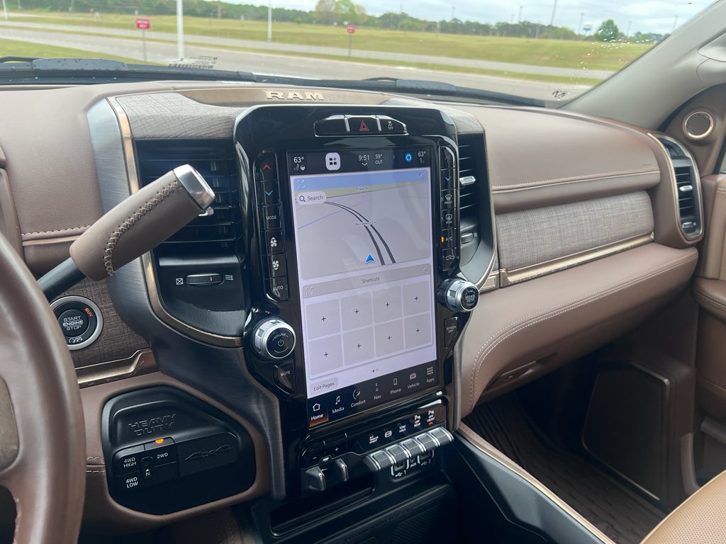 2024 RAM 3500 Limited Longhorn Crew Cab 4x4 8' Box