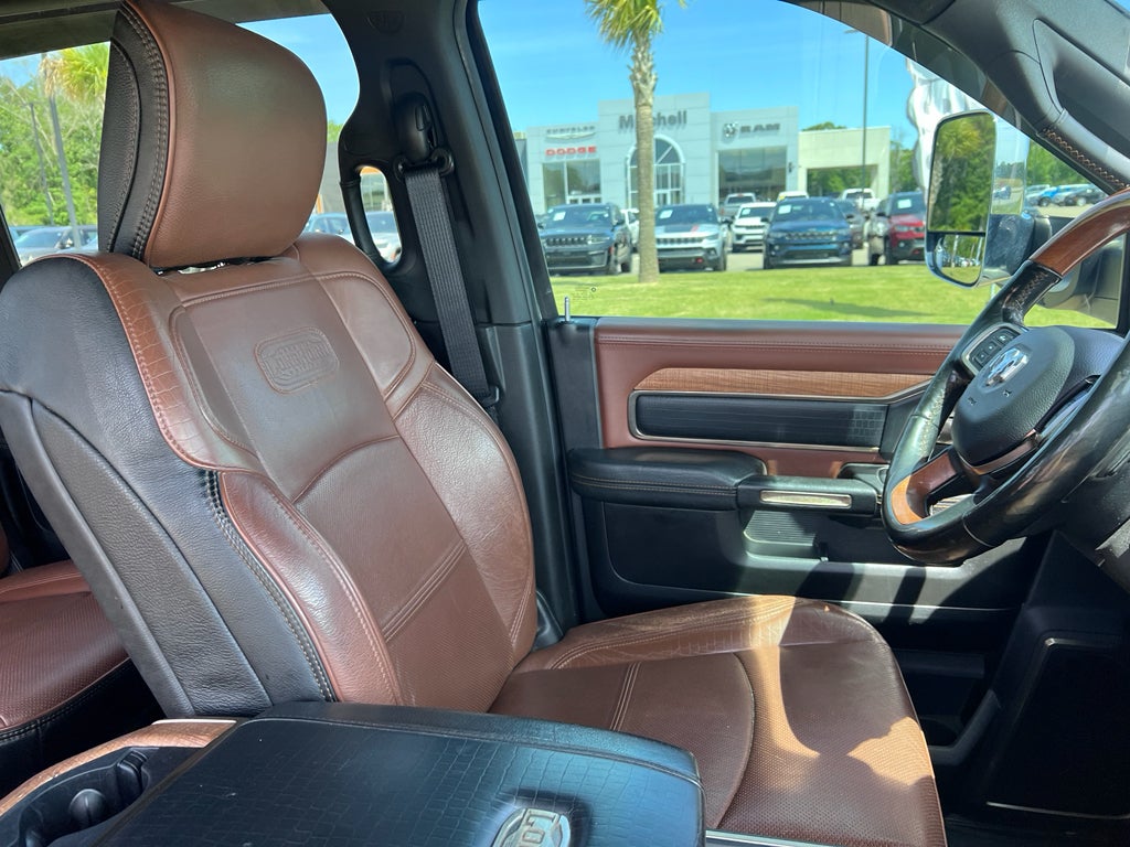 2019 RAM 3500 Longhorn Crew Cab 4x4 8' Box