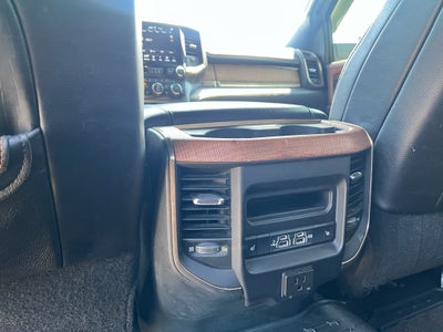 2019 RAM 3500 Longhorn Crew Cab 4x4 8' Box