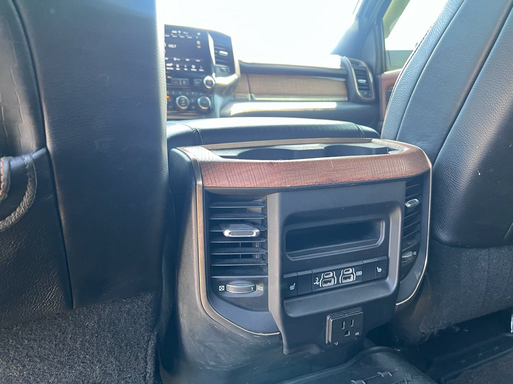 2019 RAM 3500 Longhorn Crew Cab 4x4 8' Box