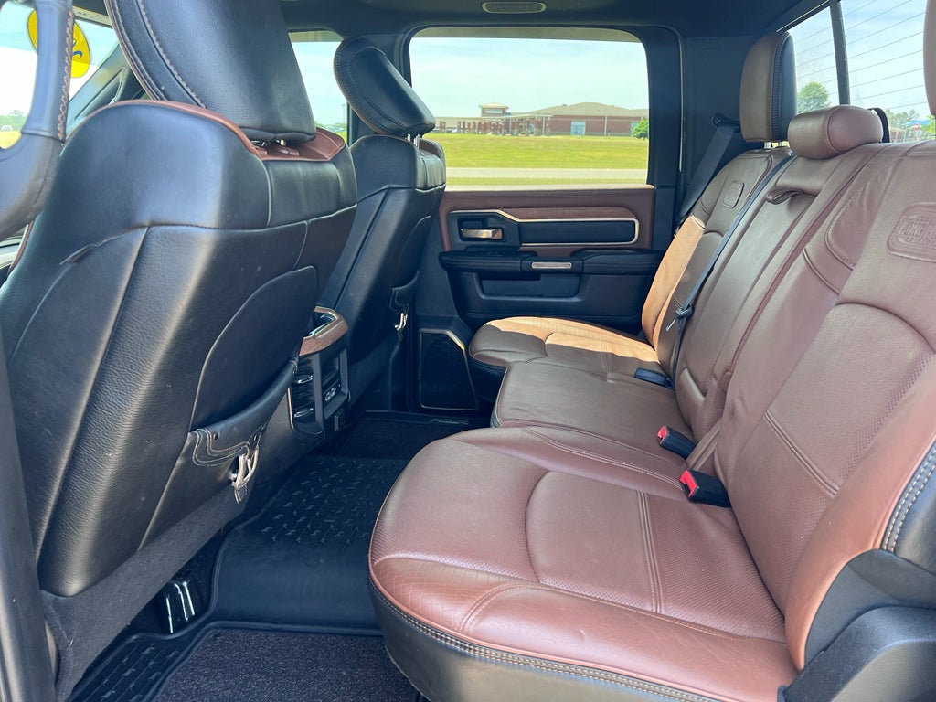 2019 RAM 3500 Longhorn Crew Cab 4x4 8' Box