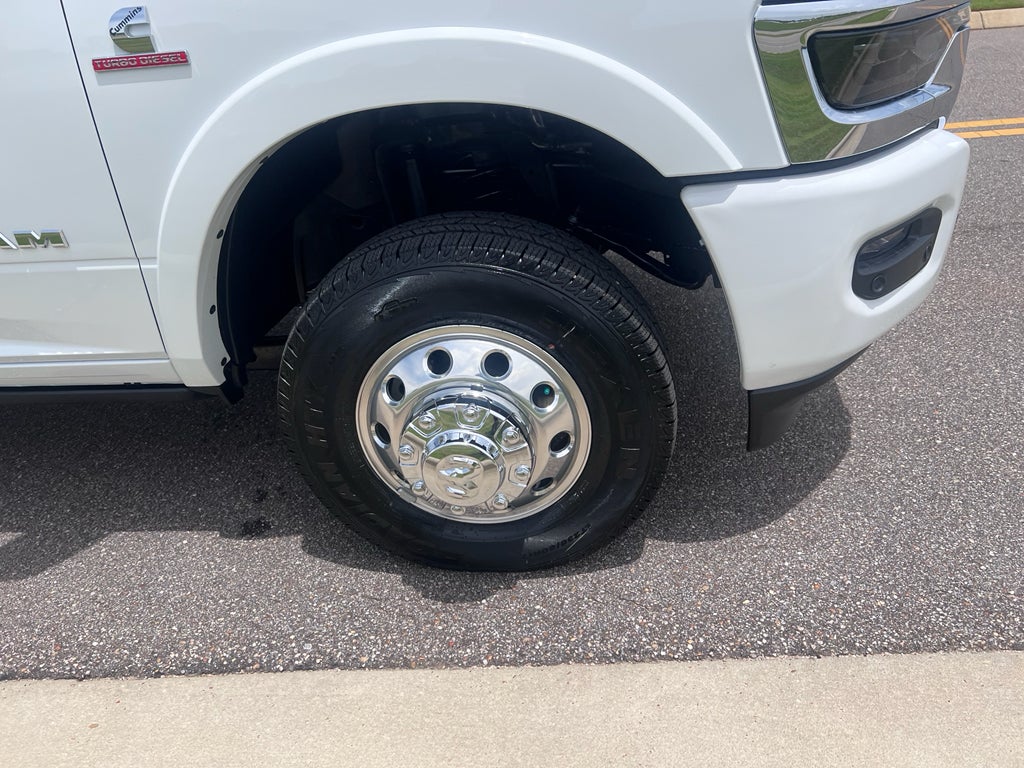2026 RAM 3500 RAM 3500 LIMITED LONGHORN CREW CAB 4X4 8' BOX