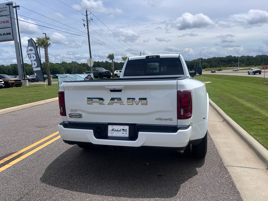 2026 RAM 3500 RAM 3500 LIMITED LONGHORN CREW CAB 4X4 8' BOX