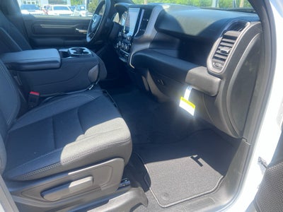 2026 RAM 1500 RAM 1500 EXPRESS CREW CAB 4X2 5'7' BOX