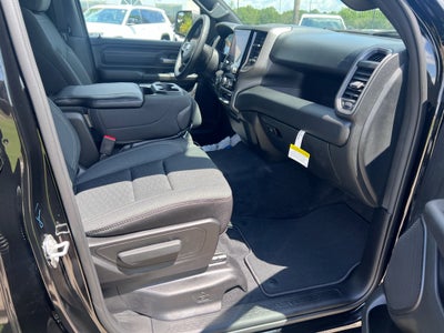 2026 RAM 1500 RAM 1500 EXPRESS CREW CAB 4X2 5'7' BOX