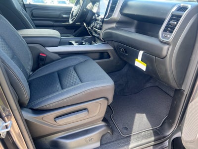 2026 RAM 1500 RAM 1500 EXPRESS CREW CAB 4X4 5'7' BOX
