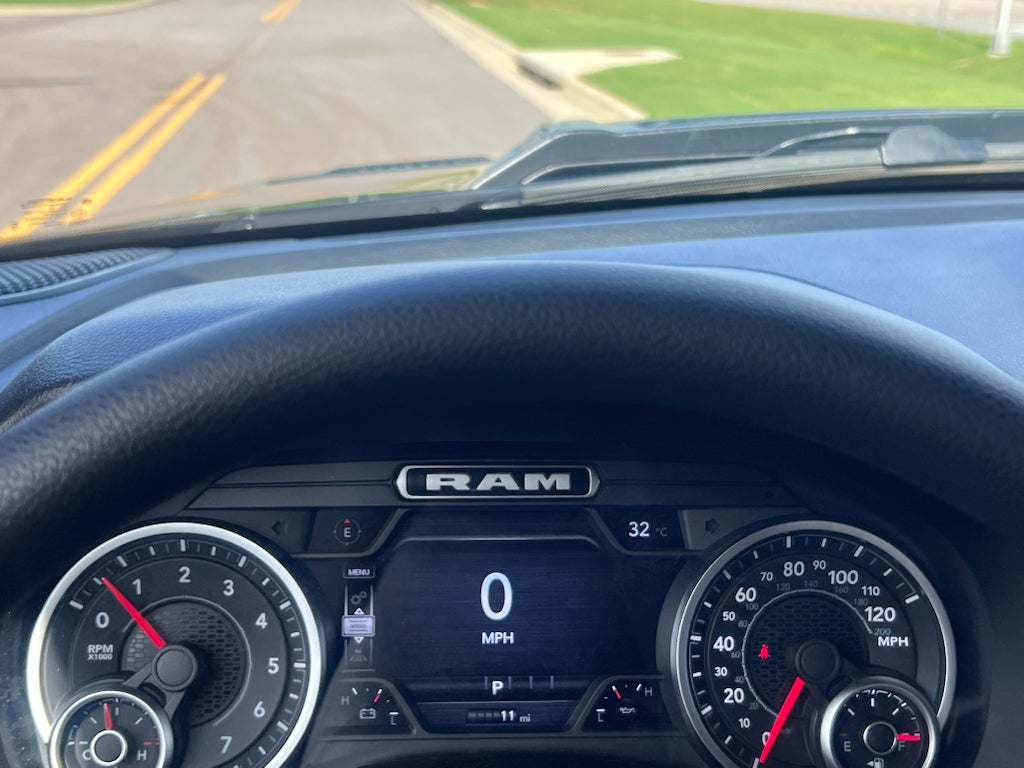 2026 RAM 1500 RAM 1500 EXPRESS CREW CAB 4X4 5'7' BOX