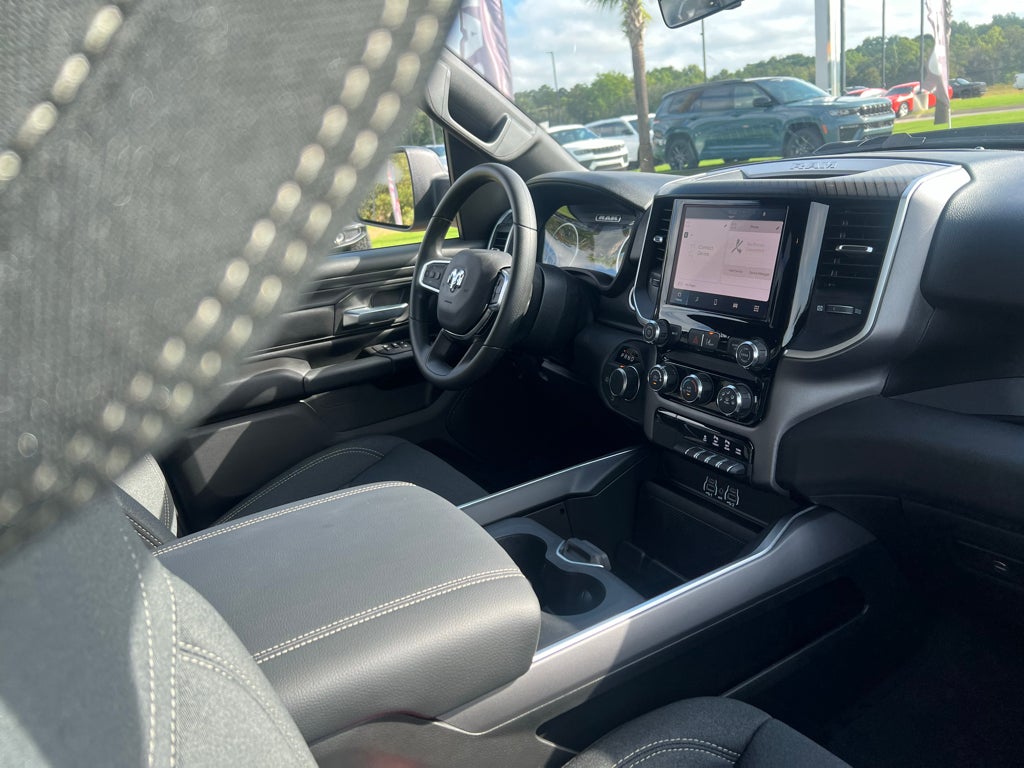 2026 RAM 1500 RAM 1500 EXPRESS CREW CAB 4X4 5'7' BOX
