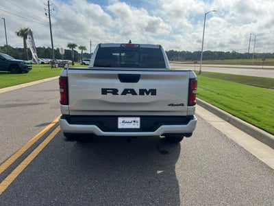 2026 RAM 1500 RAM 1500 EXPRESS CREW CAB 4X4 5'7' BOX