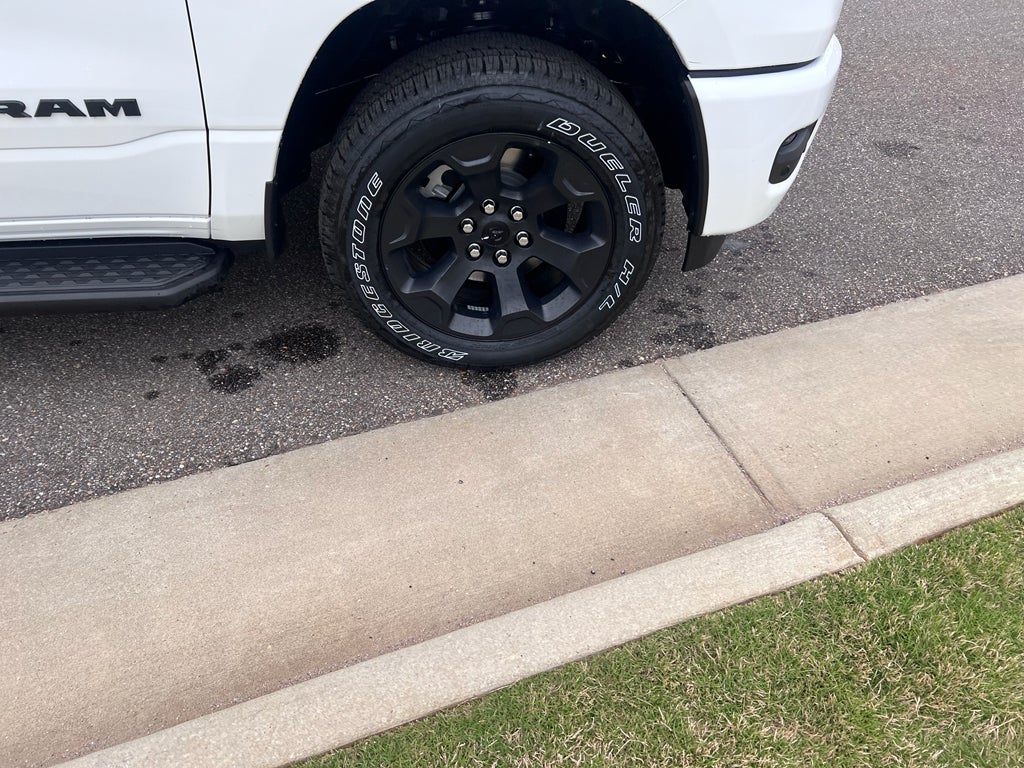 2026 RAM 1500 RAM 1500 EXPRESS CREW CAB 4X4 5'7' BOX