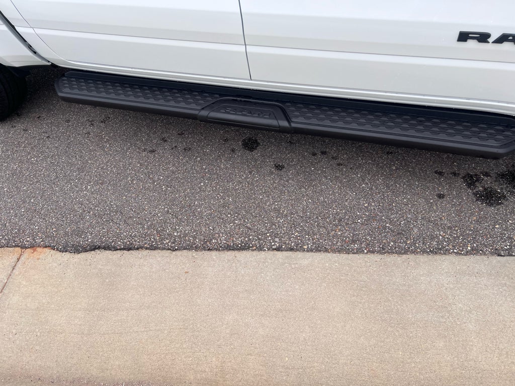 2026 RAM 1500 RAM 1500 EXPRESS CREW CAB 4X4 5'7' BOX