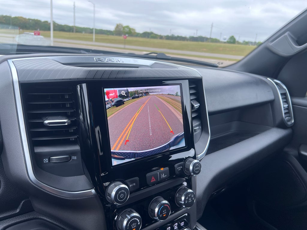 2026 RAM 1500 RAM 1500 EXPRESS CREW CAB 4X4 5'7' BOX