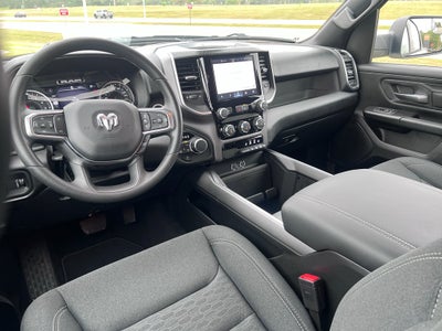 2026 RAM 1500 RAM 1500 EXPRESS CREW CAB 4X4 5'7' BOX